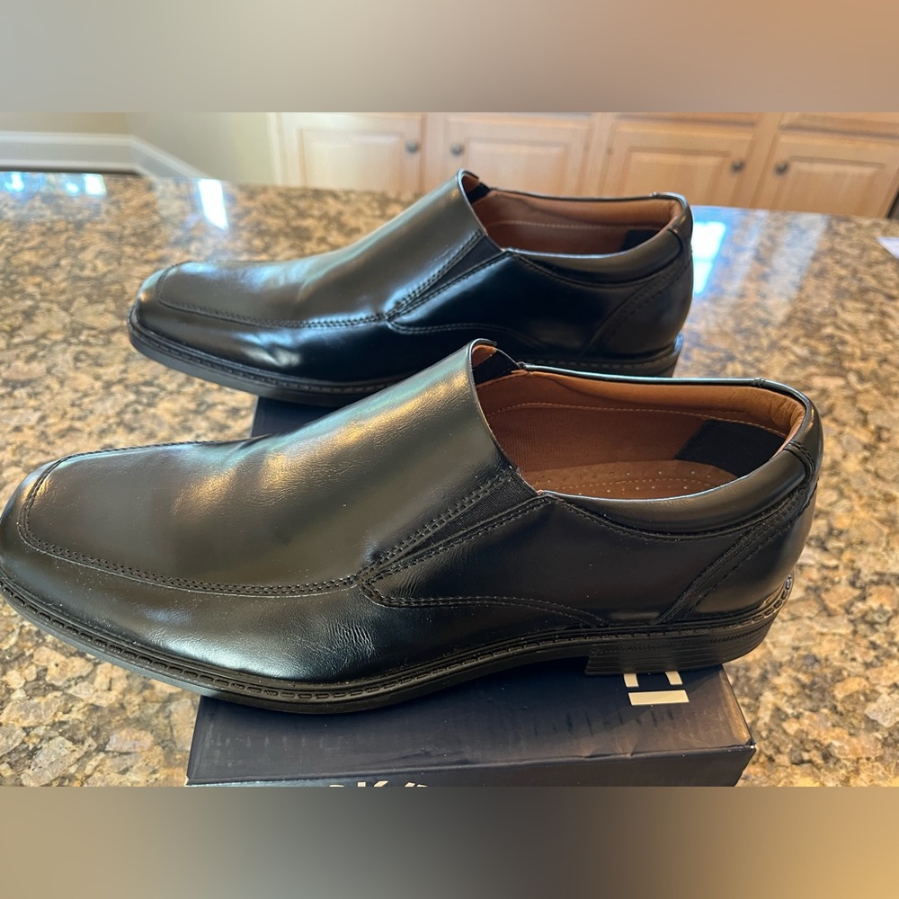 FINAL PRICE DROP NIB Dockers Men's Slip On Dress Shoes size 11 - Picture 6 of 7